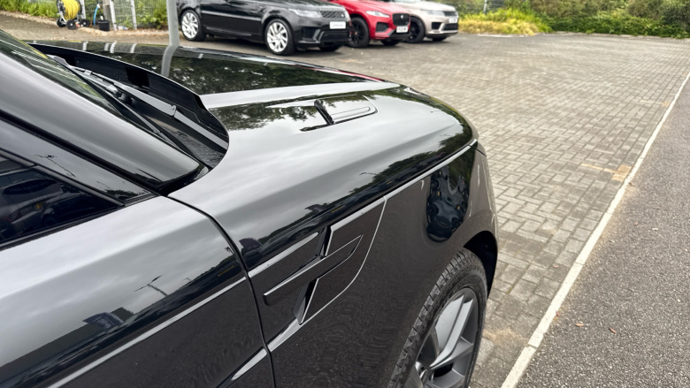 Land Rover Range Rover Sport 3.0 D300 Dynamic SE 5dr Auto Diesel Estate